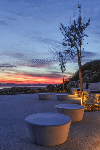 Blue hour at the Belvedere, stone bench seating